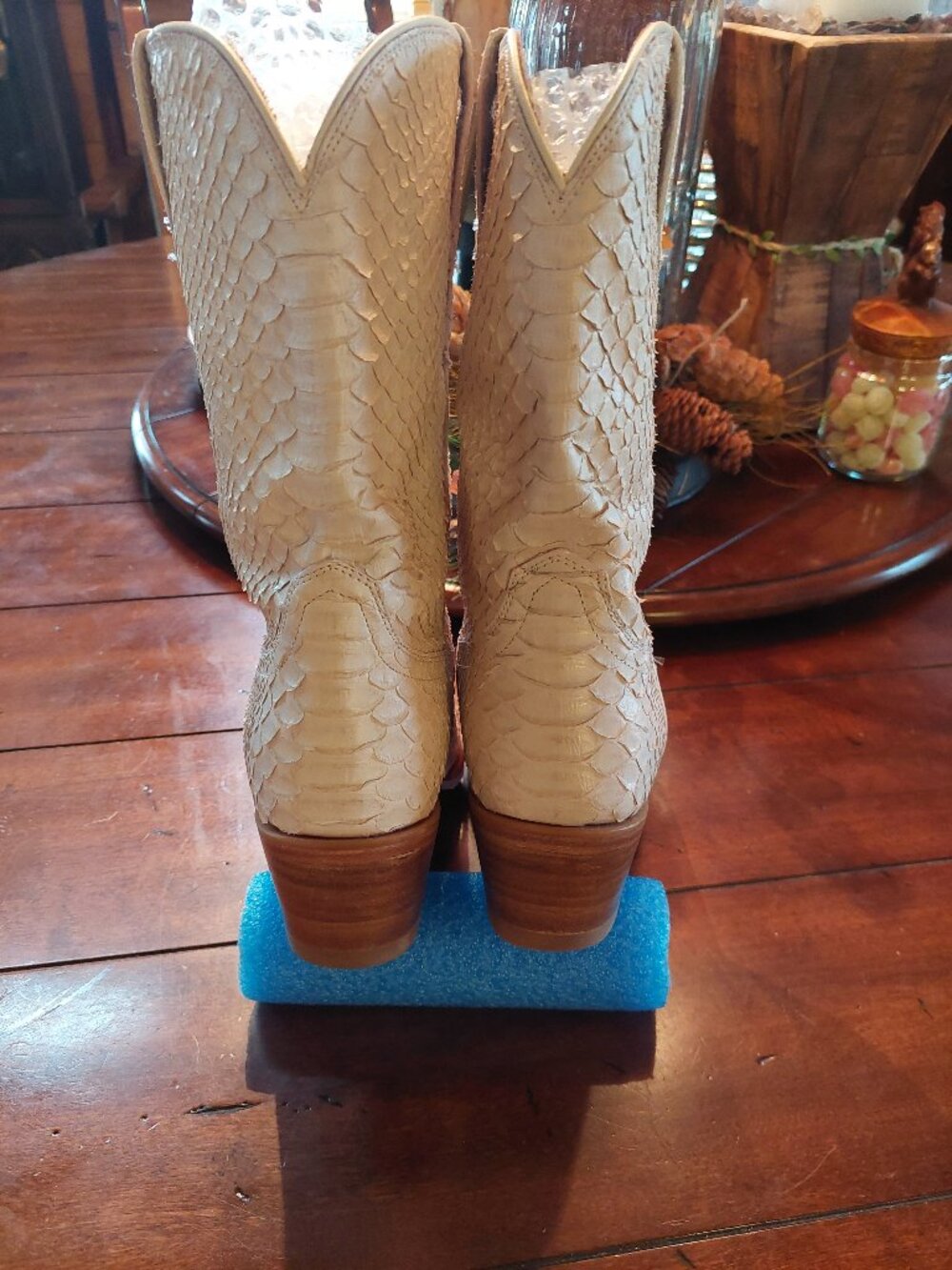 Tecovas Savannah full python western cowboy boots size 11B, IVORY - Picture 5 of 8